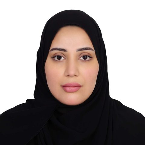 صورة سارة مطر أحمد  غيث السويدي