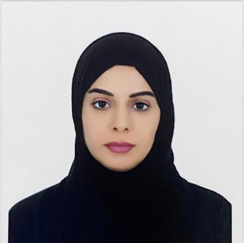 صورة عائشه سالم علي عبدالله الظاهري