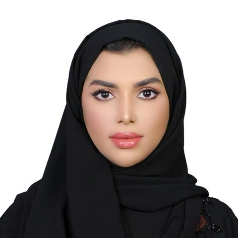صورة مريم غالب سعيد بن حماد النعيمى