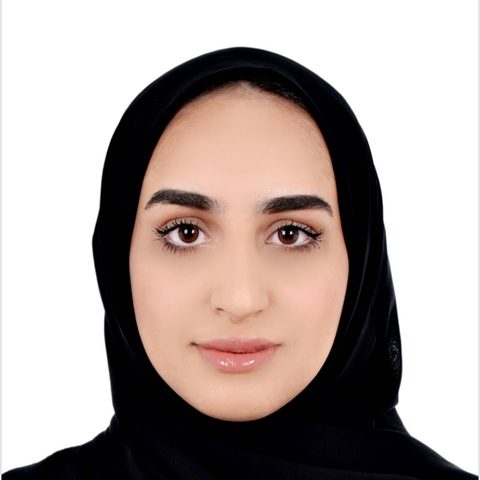 صورة ساره عبدالمنعم سالم بن سويدان السويدي