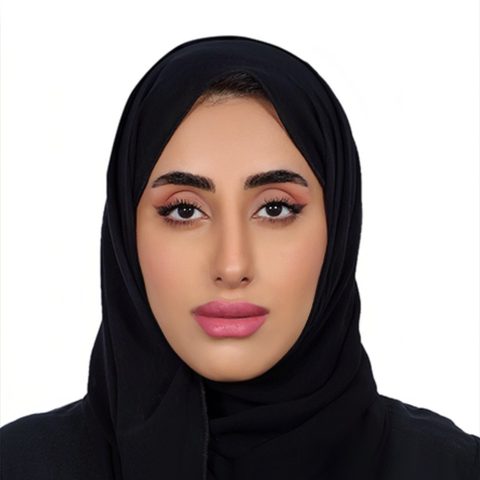 صورة مريم هاشم محمد احمد الكعبى