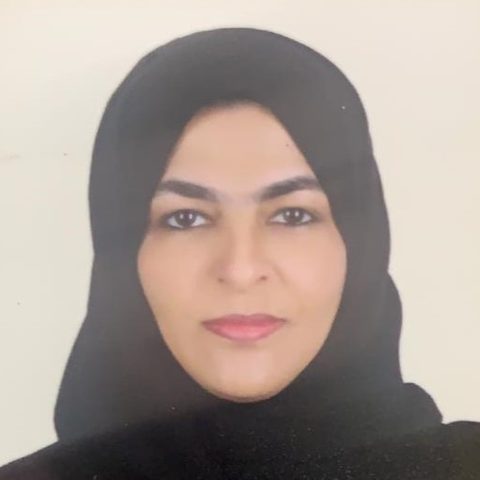صورة شيخه صقر سيف صالح المنصورى
